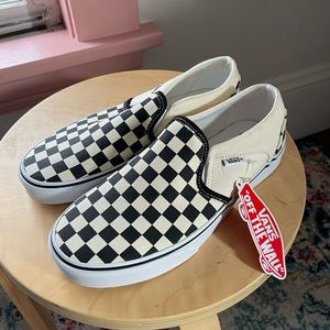 Vans Slip Ons BNWT - Size 8 Checkerboard